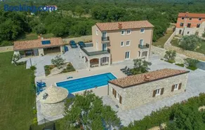 Luxury villa with a swimming pool Vodnjan, Fazana - 16867 - Image 2
