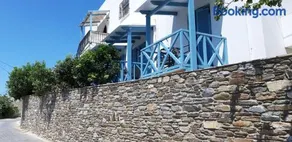 Roula's Studios - Image 1