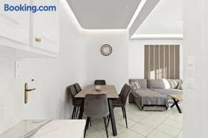 Minimal Stay House - Image 3