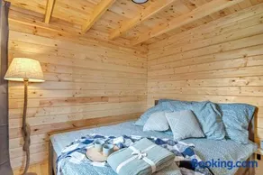 Wood Village - Image 3