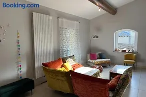 House in Rochefort with Private Pool & AC - Image 2