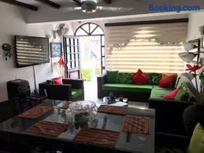 Casa comoda, bien ubicada en conjunto con piscina - Image 5