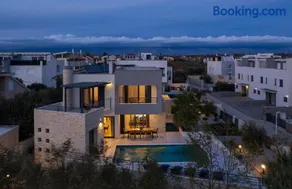 Villa Roca with heated pool and sauna - Image 3