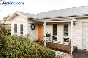 Romantic retreat in Mornington Peninsula Heartland - Image 2