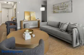 The Lexington - King 1BR near Rosslyn Metro, 5 Min to DC & Free Parking - Image 3