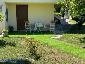 Tiny Comfort House - Image 2