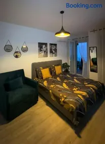 Kings Studio for 3 - Image 2