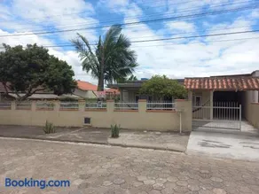 Casa no centro de Penha - Image 1