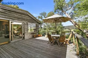 Aireys Treehouse - Image 1
