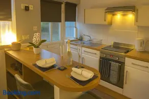 Comfy Studio in Canal Country - Image 5