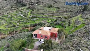 Red House Retreat Aegina Kontos - Image 3