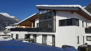 Apartamento vacacional con terraza - Image 2