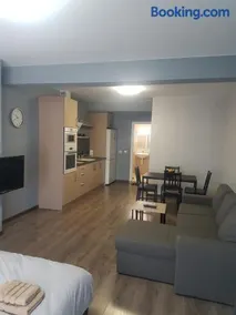 LUXURY SUITES 3 - Image 4