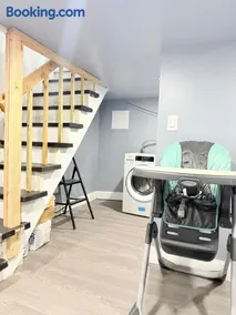 3BD 2BA townhome with TV in each room, Central AC, kingbed, patio - Image 3