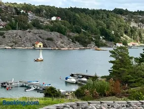 Sea view chalet - Image 1