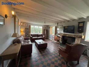 Common Farmhouse - Image 4