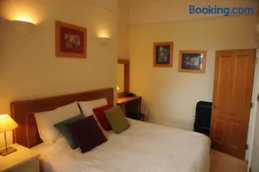Family Sea View Apartment - Image 5