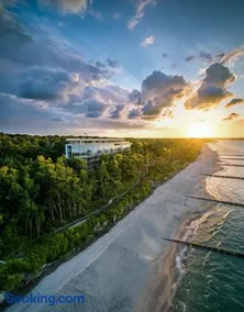 Baltic Jet Luxury Aparthotel - Image 1