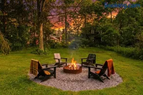 Spacious, stylish barn Private Creek, Firepit - Image 1