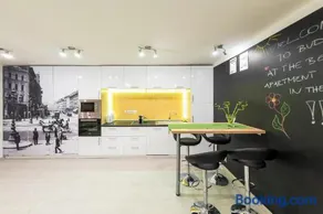 Castle Suite - Image 3