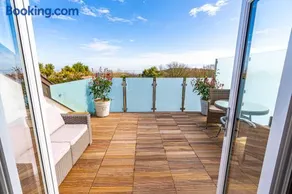 Sea View Holiday Flat - Covehurst Bay - Image 4