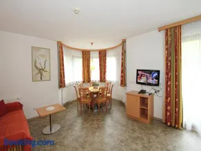 Apartment in Kaltenbach near Ski Lift - Image 4