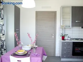 Picturesque Villa in Sciacca with Sea View and Garden - Image 2