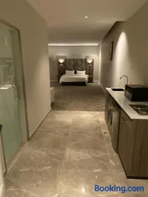 شقق ثري ستار للشقق المخدومة-الخرج - Image 3