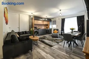 WES Apartment Grand Park - Image 1