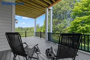 Indigo Meadow at the Ridge by Simple Life Rentals - Image 4