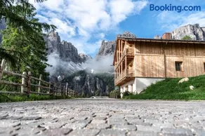 Chalet Cogolara - Image 1