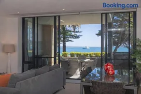 C-Scape water front apartment - Image 2