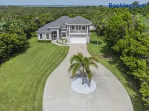 Seaside Serenity -Private Pool with Beach Access - Image 1
