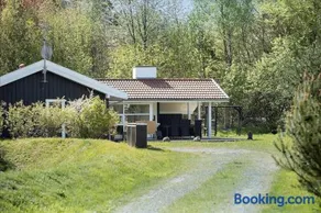 1556-Aakirkeby-Abrinken-18 - Image 1