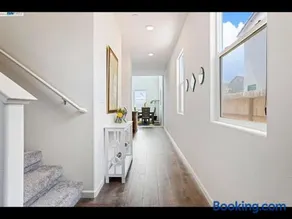 Spacious beautiful home perfect for groups and families - Image 4