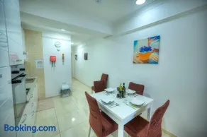 54, Emerald - Image 4