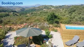 Beautiful 2 bedroom villa with private plunge pool - Image 3
