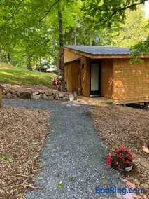 Our Lakeside Getaway - Image 2