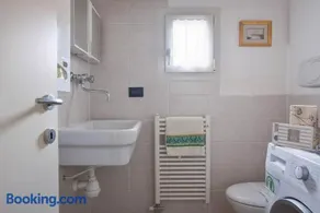 GuestHost - Calaone Wonderful Duplex Apartment con parcheggio x4 - Image 3