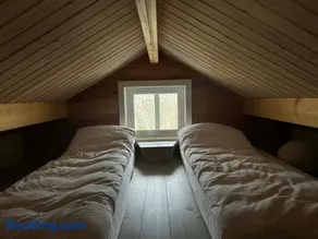 Idyllic cottage in the countryside - Image 2