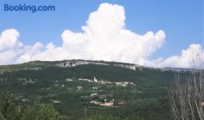 Relax in Črni Kal 2 - Image 1