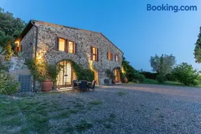 La Fornace, Luxury Tuscan Retreat with Spa By TripCare - Image 1