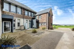 The Royal Rest - Image 2