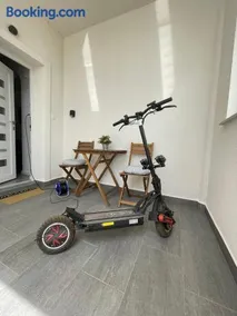 Blue Sunrise Apartment - Image 5