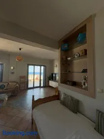 Sunset Apartments - Image 5