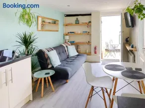 The Annexe - Image 2