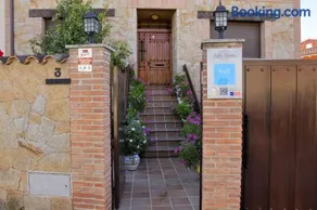 Casa Entre Rosales - Image 2