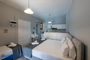 Studios Koukis - Image 4