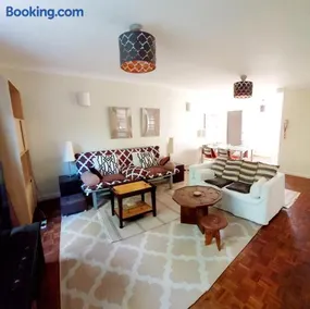 Oriental, 2 Double Bedroom Flat, Royal Greenwich, SE London - Image 3