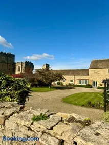The Cart House at Snape Castle Mews - Image 3
